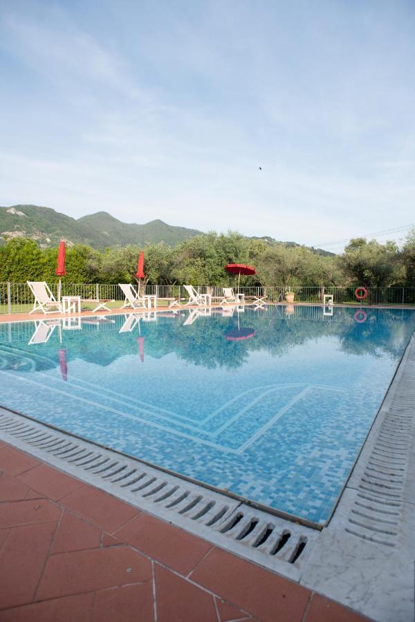 In Versilia Apartment เซราเวซซา ภายนอก รูปภาพ