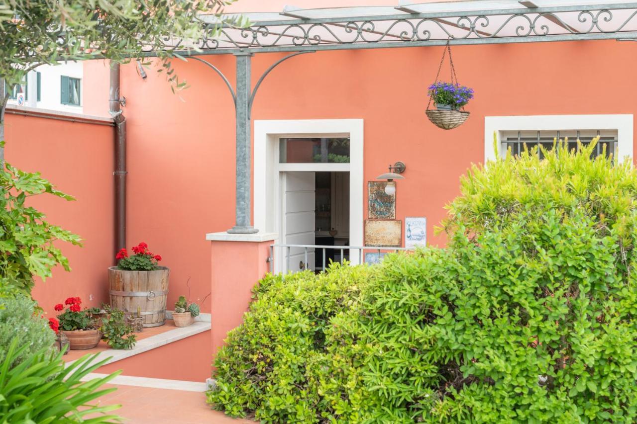 In Versilia เซราเวซซา ภายนอก รูปภาพ