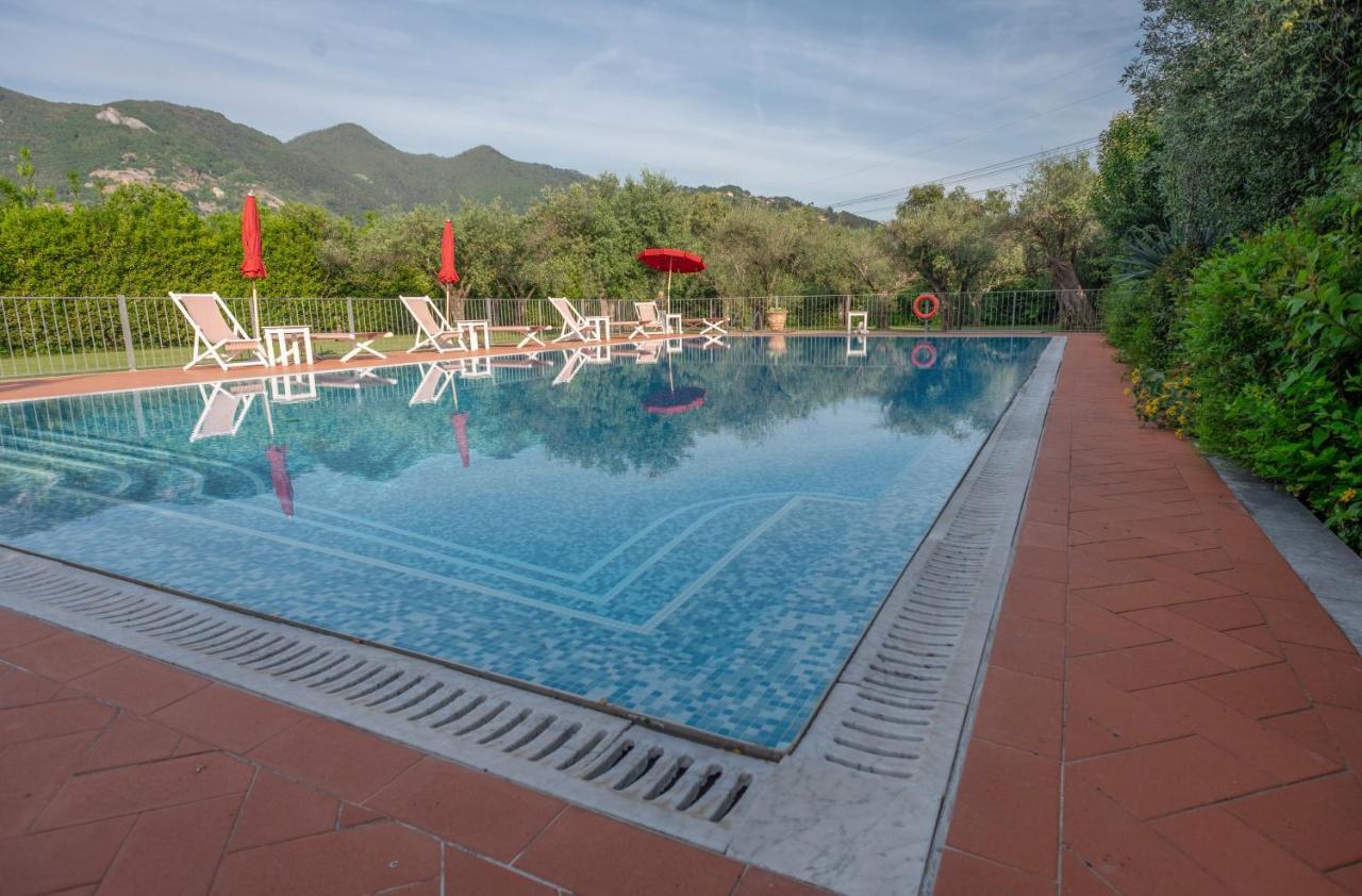 In Versilia เซราเวซซา ภายนอก รูปภาพ