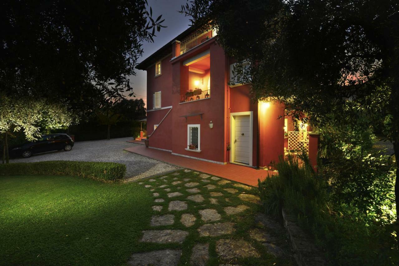 In Versilia เซราเวซซา ภายนอก รูปภาพ