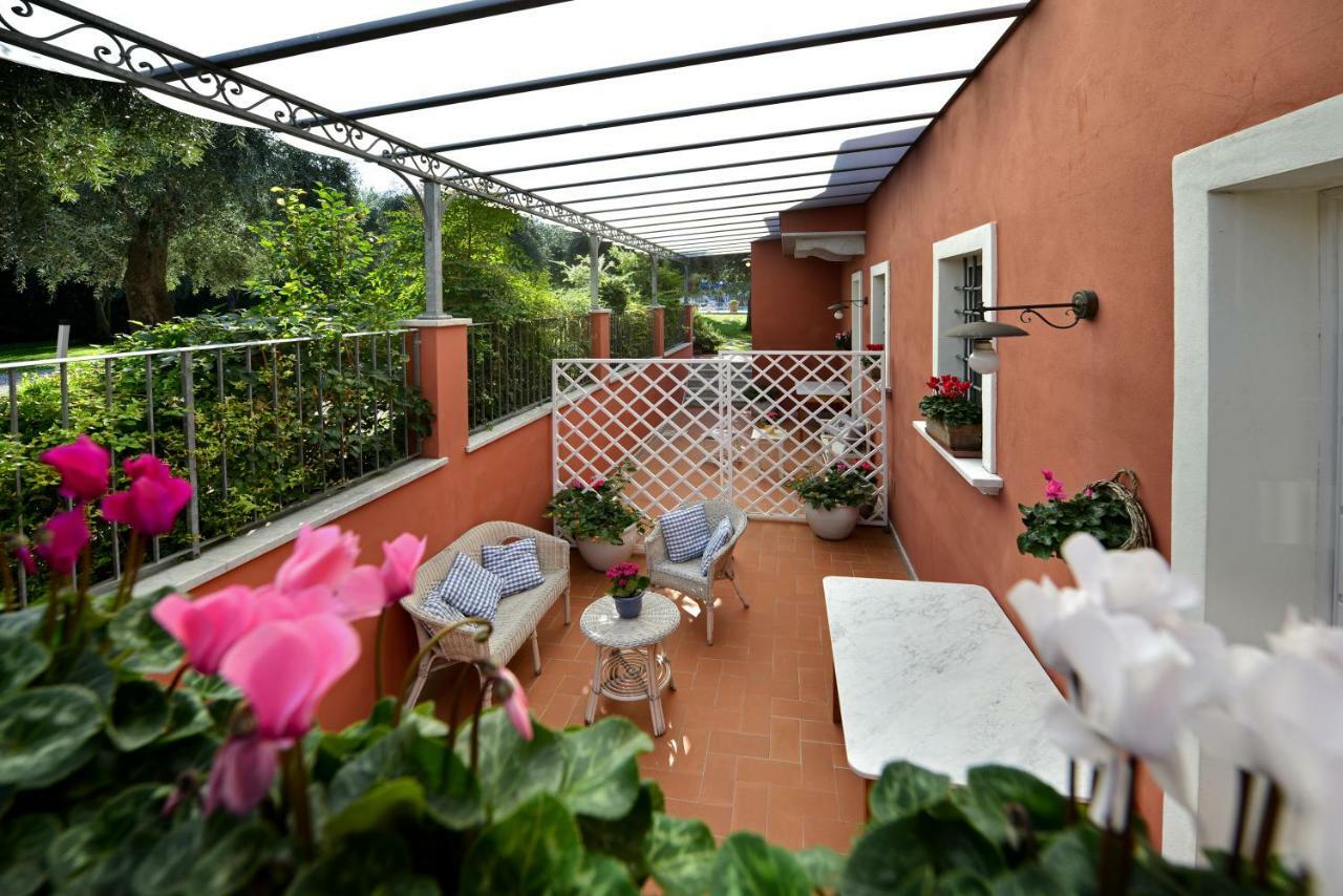 In Versilia เซราเวซซา ภายนอก รูปภาพ